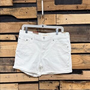 Levi’s Women’s White Denim Mid‎ Length Shorts Size 31 NWT
